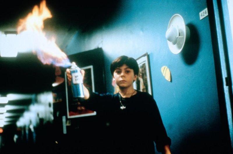 The Boy Who Cried Bitch (1991) Screenshot 1