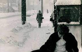 Train in the Snow 1976 with English Subtitles 6